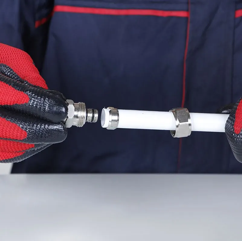 استاندارد تست لولههای پنج لایه